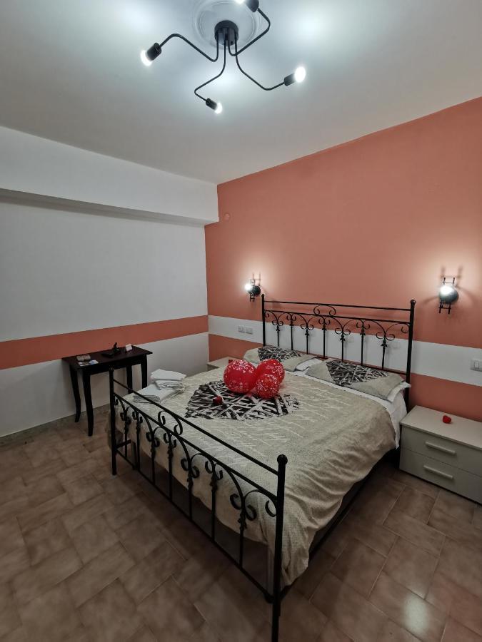 Bed&Breakfast Villa Flora Eredita Esterno foto